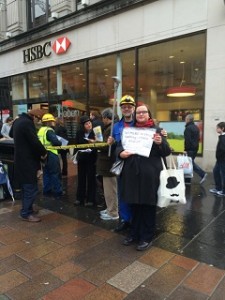 Glasgow shoppers tell HSBC to stop fuelling climate change - small