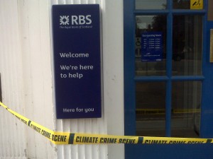 2010 04 23 RBS stunt Oxford 2